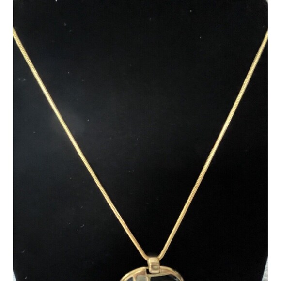 Vintage Gold Tone Enameled Pendant Necklace Grey/Black 10" Lobster Clasp - Picture 5 of 6